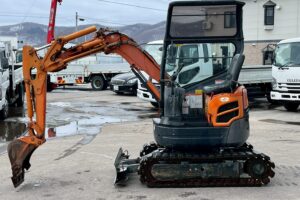 サムネイル: 【★北見店★】日立　バックホー　ZX15UR　ユンボ　パワーショベル　油圧ショベル　バケット容量0.036㎥札幌・江別・旭川・北見・釧路どこでも全国対応可能です！【お問い合わせは北見店へ～TEL0157-57-7166～】