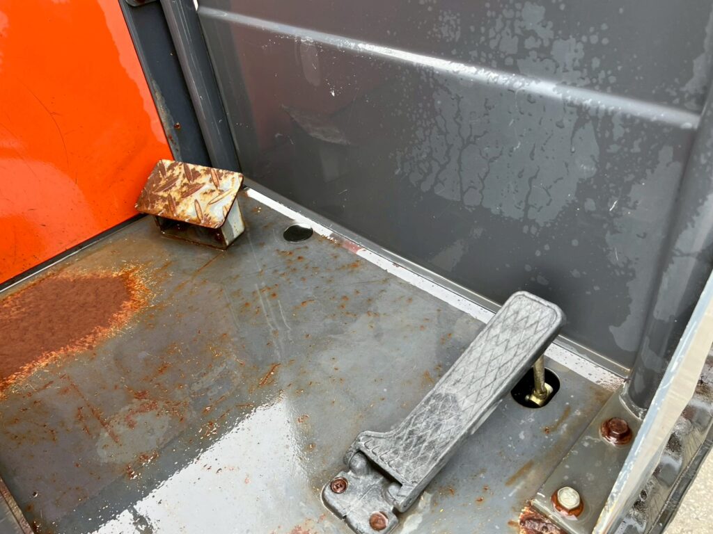 【★北見店★】クボタ　キャリアダンプ　RG30C-3　最大積載量：2500㎏　平面容量0.9㎥　札幌・江別・旭川・北見・釧路どこでも全国対応可能です！【お問い合わせは北見店へ～TEL0157-57-7166～】