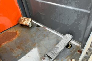 サムネイル: 【★北見店★】クボタ　キャリアダンプ　RG30C-3　最大積載量：2500㎏　平面容量0.9㎥　札幌・江別・旭川・北見・釧路どこでも全国対応可能です！【お問い合わせは北見店へ～TEL0157-57-7166～】