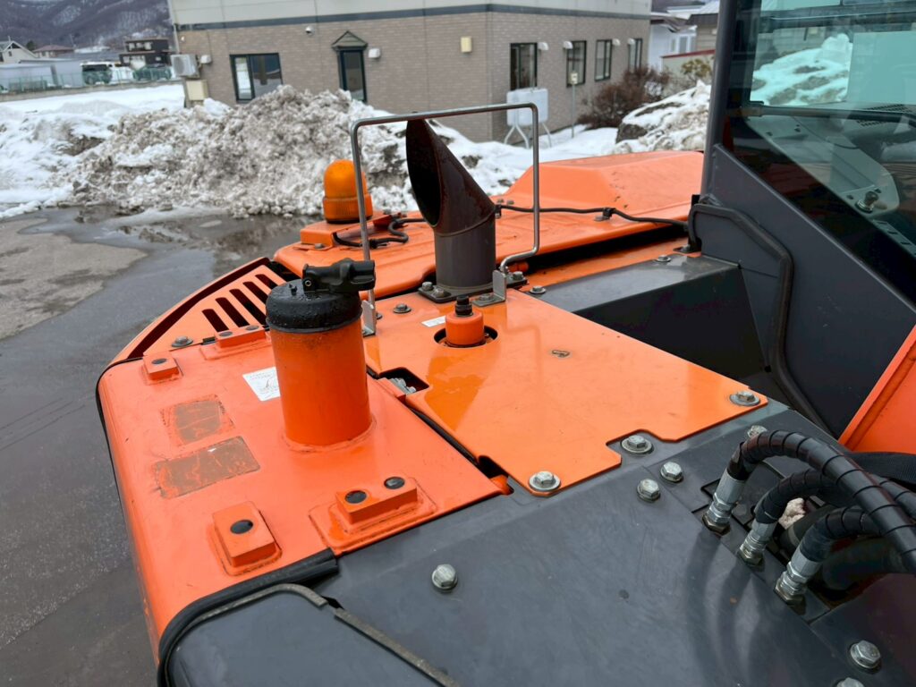 【平成29年製】日立　バックホー　ZX75UR-5B　オフセットブーム　後方超小旋回　クレーン仕様　旋回マルチ　鉄キャタゴムパッド　油圧ショベル　パワーショベル　【お問い合わせは北見店へ～TEL0157-57-7166～】