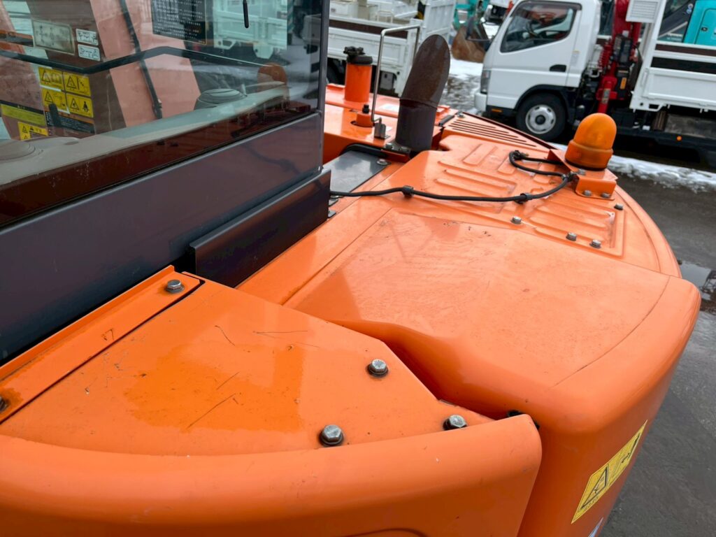 【平成29年製】日立　バックホー　ZX75UR-5B　オフセットブーム　後方超小旋回　クレーン仕様　旋回マルチ　鉄キャタゴムパッド　油圧ショベル　パワーショベル　【お問い合わせは北見店へ～TEL0157-57-7166～】