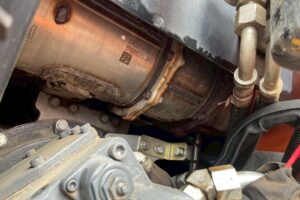 サムネイル: 【平成29年製】日立　バックホー　ZX75UR-5B　オフセットブーム　後方超小旋回　クレーン仕様　旋回マルチ　鉄キャタゴムパッド　油圧ショベル　パワーショベル　【お問い合わせは北見店へ～TEL0157-57-7166～】