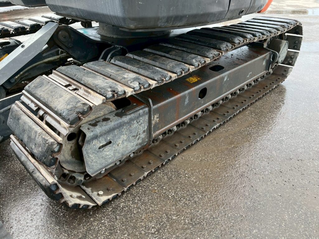 【平成29年製】日立　バックホー　ZX75UR-5B　オフセットブーム　後方超小旋回　クレーン仕様　旋回マルチ　鉄キャタゴムパッド　油圧ショベル　パワーショベル　【お問い合わせは北見店へ～TEL0157-57-7166～】