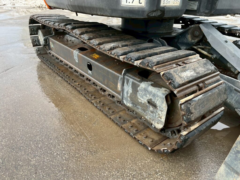 【平成29年製】日立　バックホー　ZX75UR-5B　オフセットブーム　後方超小旋回　クレーン仕様　旋回マルチ　鉄キャタゴムパッド　油圧ショベル　パワーショベル　【お問い合わせは北見店へ～TEL0157-57-7166～】