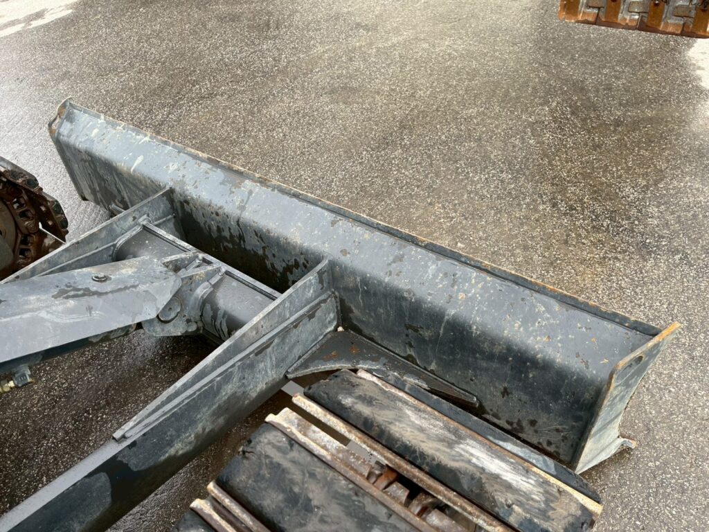 【平成29年製】日立　バックホー　ZX75UR-5B　オフセットブーム　後方超小旋回　クレーン仕様　旋回マルチ　鉄キャタゴムパッド　油圧ショベル　パワーショベル　【お問い合わせは北見店へ～TEL0157-57-7166～】