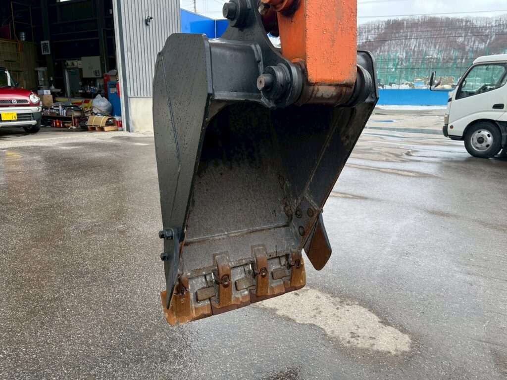 【平成29年製】日立　バックホー　ZX75UR-5B　オフセットブーム　後方超小旋回　クレーン仕様　旋回マルチ　鉄キャタゴムパッド　油圧ショベル　パワーショベル　【お問い合わせは北見店へ～TEL0157-57-7166～】