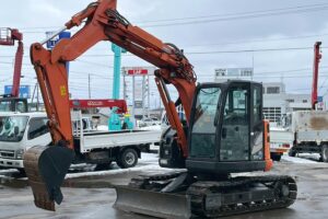【平成29年製】日立　バックホー　ZX75UR-5B　オフセットブーム　後方超小旋回　クレーン仕様　旋回マルチ　鉄キャタゴムパッド　油圧ショベル　パワーショベル　【お問い合わせは北見店へ～TEL0157-57-7166～】