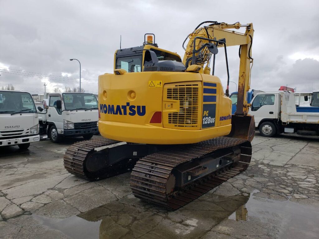 平成30年　コマツ　PC128US-11　0.45立米　★ｴｱｺﾝ・ﾜｲﾄﾞｷｬﾀ・ｸﾚｰﾝ仕様・旋回ﾏﾙﾁ・ｻｲﾄﾞｶﾒﾗ・ﾊﾞｯｸｶﾒﾗ・後方超小旋回★