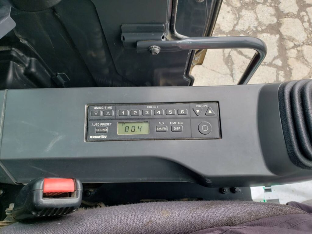 平成30年　コマツ　PC128US-11　0.45立米　★ｴｱｺﾝ・ﾜｲﾄﾞｷｬﾀ・ｸﾚｰﾝ仕様・旋回ﾏﾙﾁ・ｻｲﾄﾞｶﾒﾗ・ﾊﾞｯｸｶﾒﾗ・後方超小旋回★