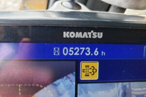 サムネイル: 平成30年　コマツ　PC128US-11　0.45立米　★ｴｱｺﾝ・ﾜｲﾄﾞｷｬﾀ・ｸﾚｰﾝ仕様・旋回ﾏﾙﾁ・ｻｲﾄﾞｶﾒﾗ・ﾊﾞｯｸｶﾒﾗ・後方超小旋回★