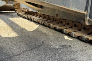 サムネイル: 令和1年　コマツPC38UU-6N0　後方超小旋回　オフセットブーム　クレーン仕様