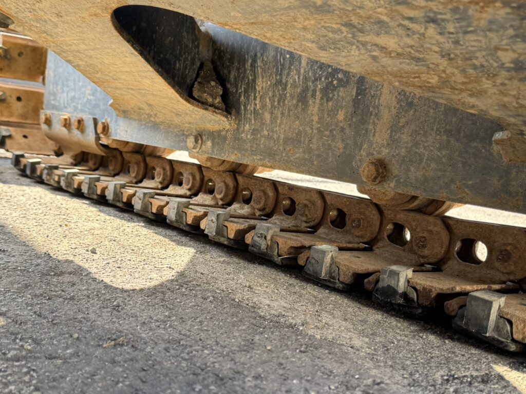 令和1年　コマツPC38UU-6N0　後方超小旋回　オフセットブーム　クレーン仕様