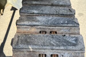 サムネイル: 令和1年　コマツPC38UU-6N0　後方超小旋回　オフセットブーム　クレーン仕様