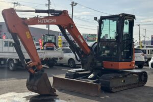 令和1年　日立ZX40U-5B　後方超小旋回　クレーン仕様　エアコン