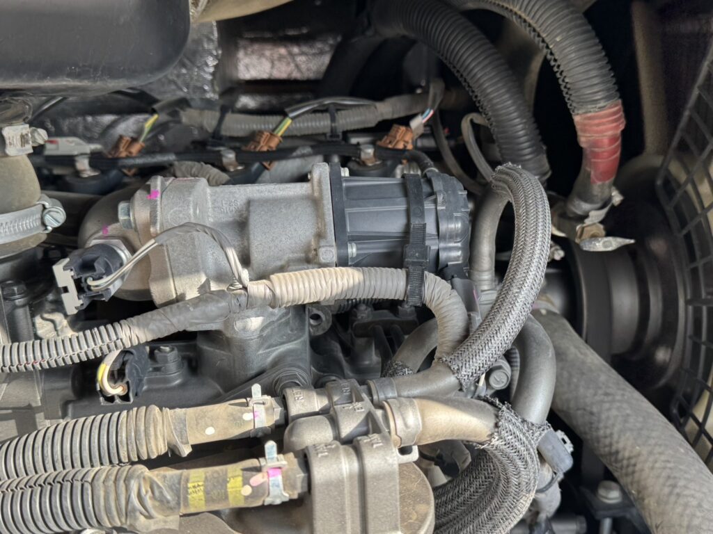 令和1年　日立ZX40U-5B　後方超小旋回　クレーン仕様　エアコン