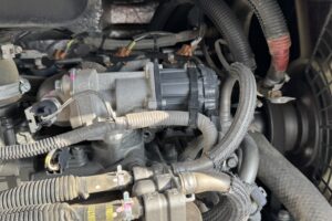 サムネイル: 令和1年　日立ZX40U-5B　後方超小旋回　クレーン仕様　エアコン