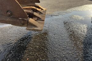 サムネイル: 令和1年　日立ZX40U-5B　後方超小旋回　クレーン仕様　エアコン