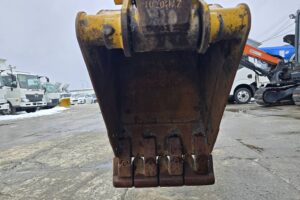 サムネイル: 平成30年　コマツ　PC30UU-6N0　0.09立米　クレーン仕様・オフセットブーム・エアコン付・使用時間2127時間