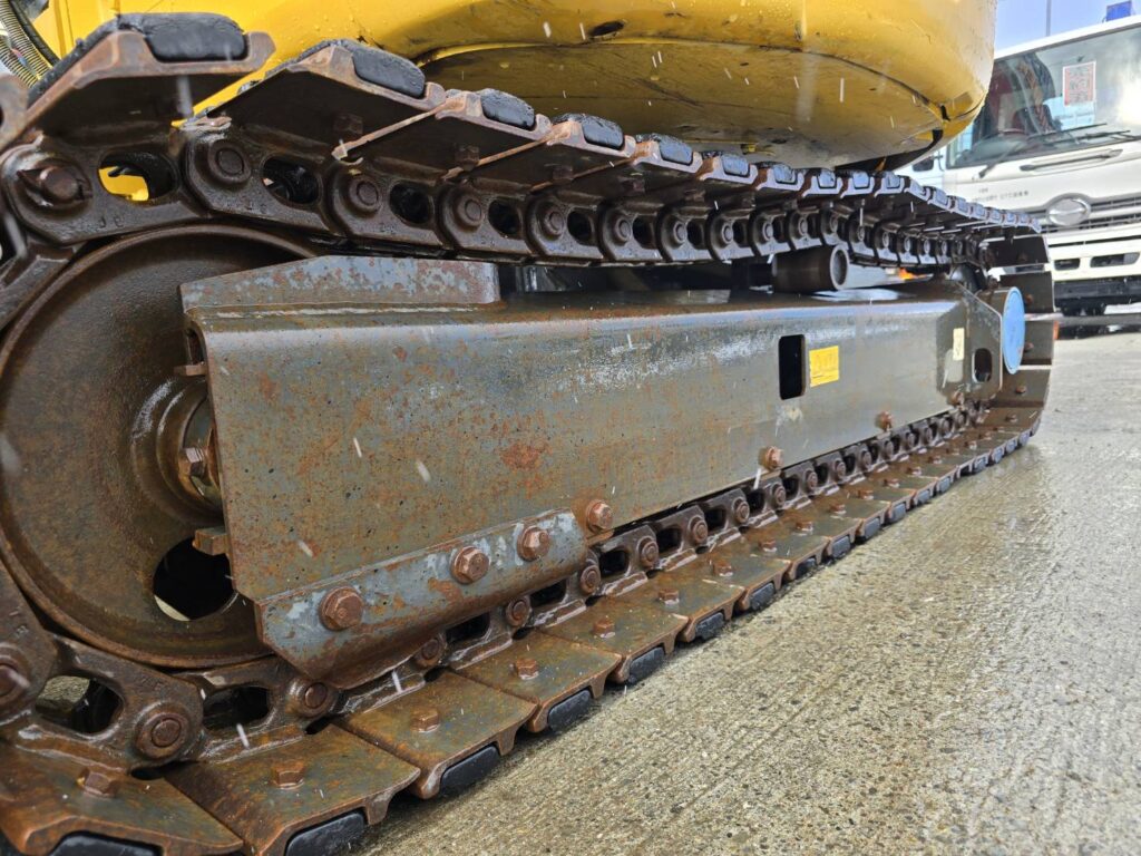 平成30年　コマツ　PC30UU-6N0　0.09立米　クレーン仕様・オフセットブーム・エアコン付・使用時間2127時間