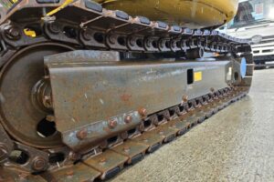 サムネイル: 平成30年　コマツ　PC30UU-6N0　0.09立米　クレーン仕様・オフセットブーム・エアコン付・使用時間2127時間