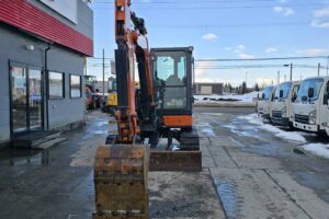 サムネイル: 令和1年　日立　ZX40U-5B　0.14立米　クレーン仕様・エアコン付・後方小旋回・使用時間2762時間