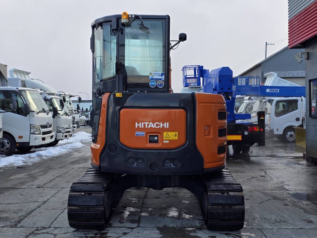 令和1年　日立　ZX40U-5B　0.14立米　クレーン仕様・エアコン付・後方小旋回・使用時間2762時間