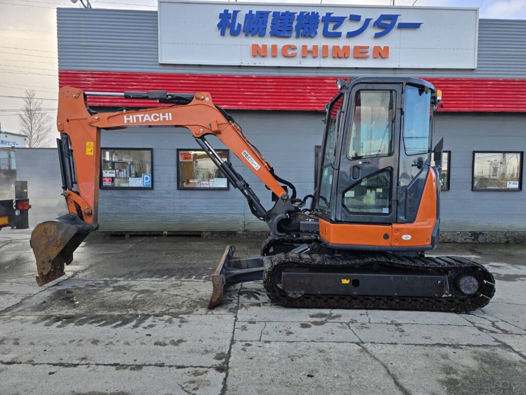 令和1年　日立　ZX40U-5B　0.14立米　クレーン仕様・エアコン付・後方小旋回・使用時間2762時間