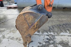 サムネイル: 令和1年　日立　ZX40U-5B　0.14立米　クレーン仕様・エアコン付・後方小旋回・使用時間2762時間