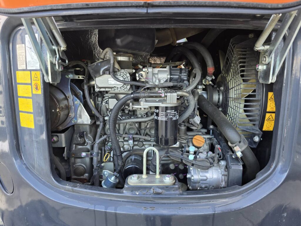 令和1年　日立　ZX40U-5B　0.14立米　クレーン仕様・エアコン付・後方小旋回・使用時間2762時間