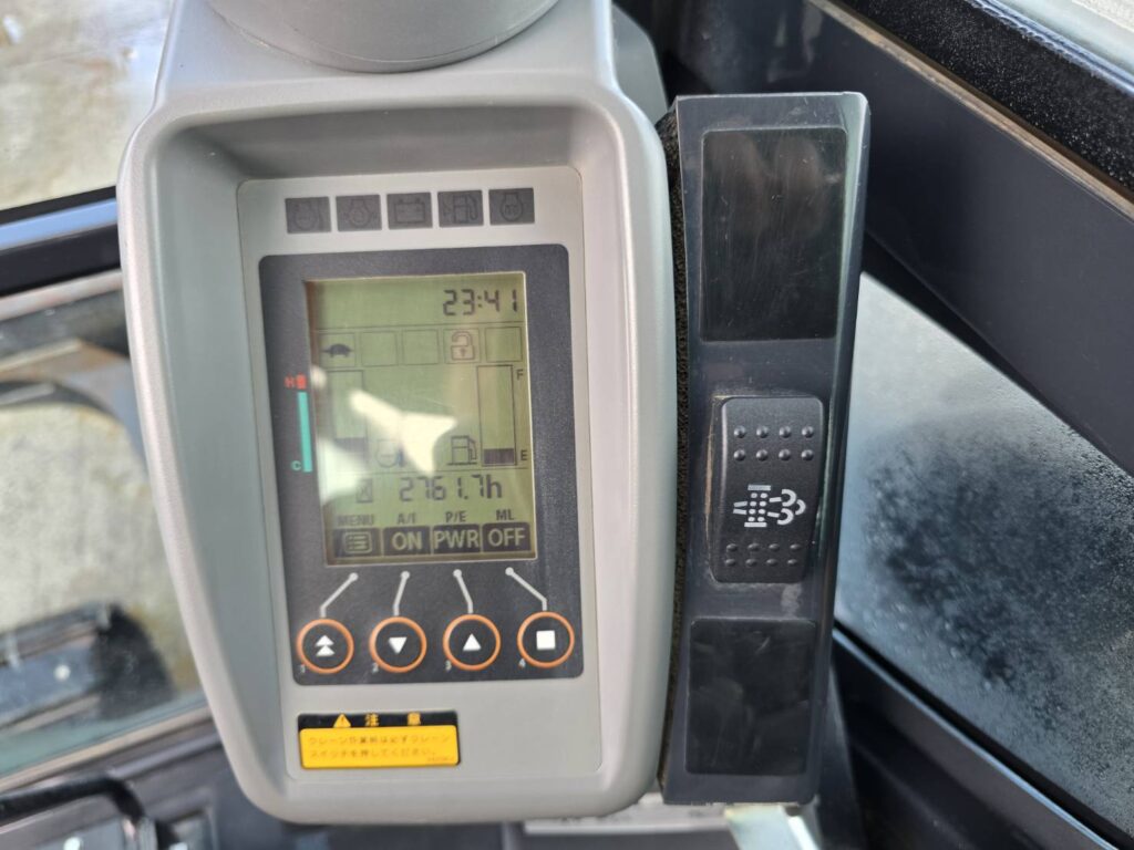 令和1年　日立　ZX40U-5B　0.14立米　クレーン仕様・エアコン付・後方小旋回・使用時間2762時間