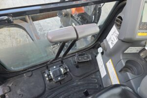 サムネイル: 令和1年　日立　ZX40U-5B　0.14立米　クレーン仕様・エアコン付・後方小旋回・使用時間2762時間