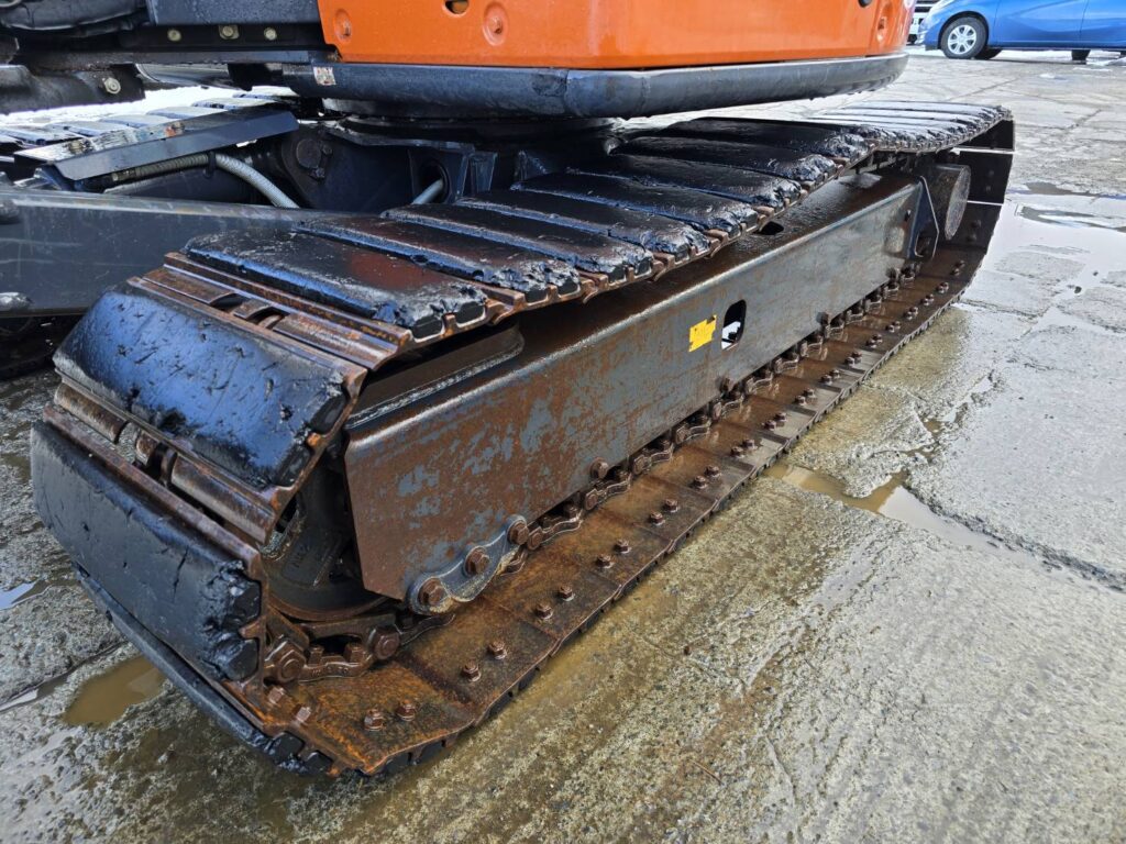 令和1年　日立　ZX40U-5B　0.14立米　クレーン仕様・エアコン付・後方小旋回・使用時間2762時間