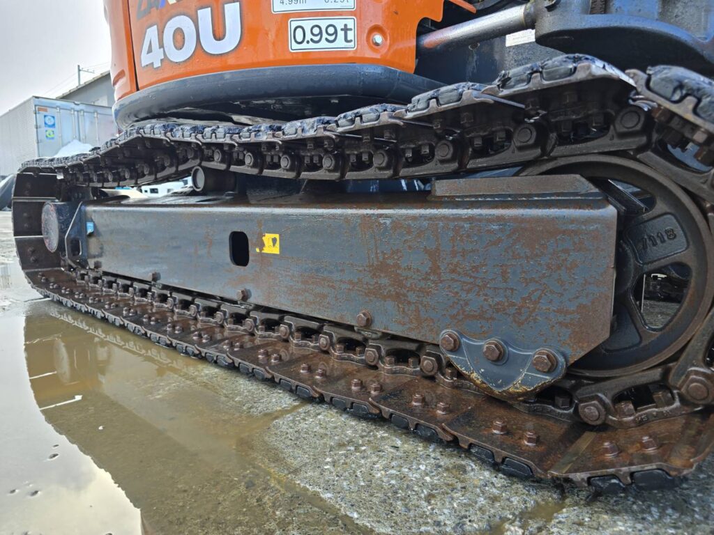 令和1年　日立　ZX40U-5B　0.14立米　クレーン仕様・エアコン付・後方小旋回・使用時間2762時間