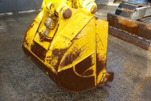 サムネイル: 平成26年　コマツ　バックホー　PC78US-8　★0.28立米★配管付き★クレーン仕様★