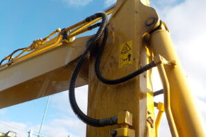 サムネイル: 平成26年　コマツ　バックホー　PC78US-8　★0.28立米★配管付き★クレーン仕様★