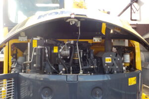 サムネイル: 平成26年　コマツ　バックホー　PC78US-8　★0.28立米★配管付き★クレーン仕様★