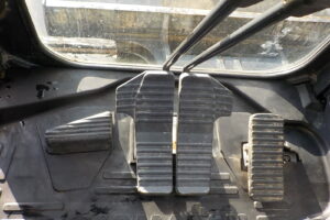 サムネイル: 平成26年　コマツ　バックホー　PC78US-8　★0.28立米★配管付き★クレーン仕様★