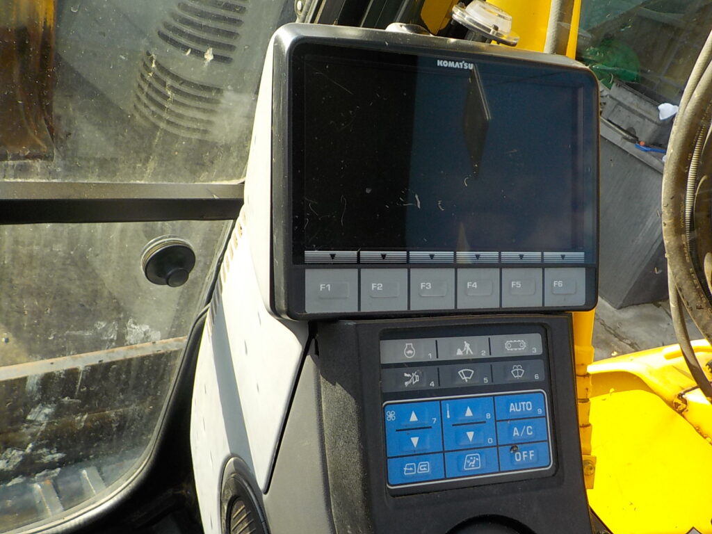 平成26年　コマツ　バックホー　PC78US-8　★0.28立米★配管付き★クレーン仕様★