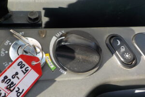 サムネイル: 平成26年　コマツ　バックホー　PC78US-8　★0.28立米★配管付き★クレーン仕様★