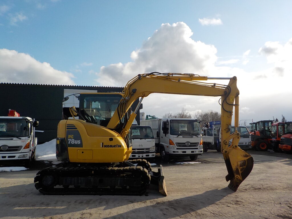平成26年　コマツ　バックホー　PC78US-8　★0.28立米★配管付き★クレーン仕様★