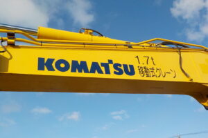 サムネイル: 平成26年　コマツ　バックホー　PC78US-8　★0.28立米★配管付き★クレーン仕様★