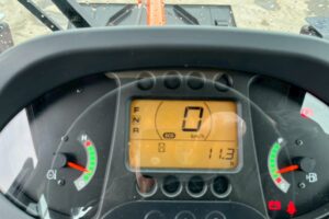 サムネイル: 【★北見店★】令和7年　ZW80S-5B　2025年モデル　0.9立米　ｽﾉｰｽﾊﾟｲｸ・ﾗｲﾄﾞ ｺﾝﾄﾛｰﾙ・ﾀﾞﾌﾞﾙﾋｰﾀｰ仕様（車検令和9年11月）