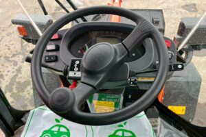 サムネイル: 【★北見店★】令和7年　ZW80S-5B　2025年モデル　0.9立米　ｽﾉｰｽﾊﾟｲｸ・ﾗｲﾄﾞ ｺﾝﾄﾛｰﾙ・ﾀﾞﾌﾞﾙﾋｰﾀｰ仕様（車検令和9年11月）