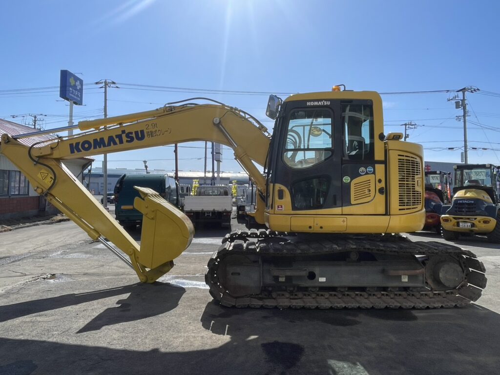 令和1年式　コマツPC138US　クレーン仕様　後方超小旋回　エアコン　使用時間3415時間