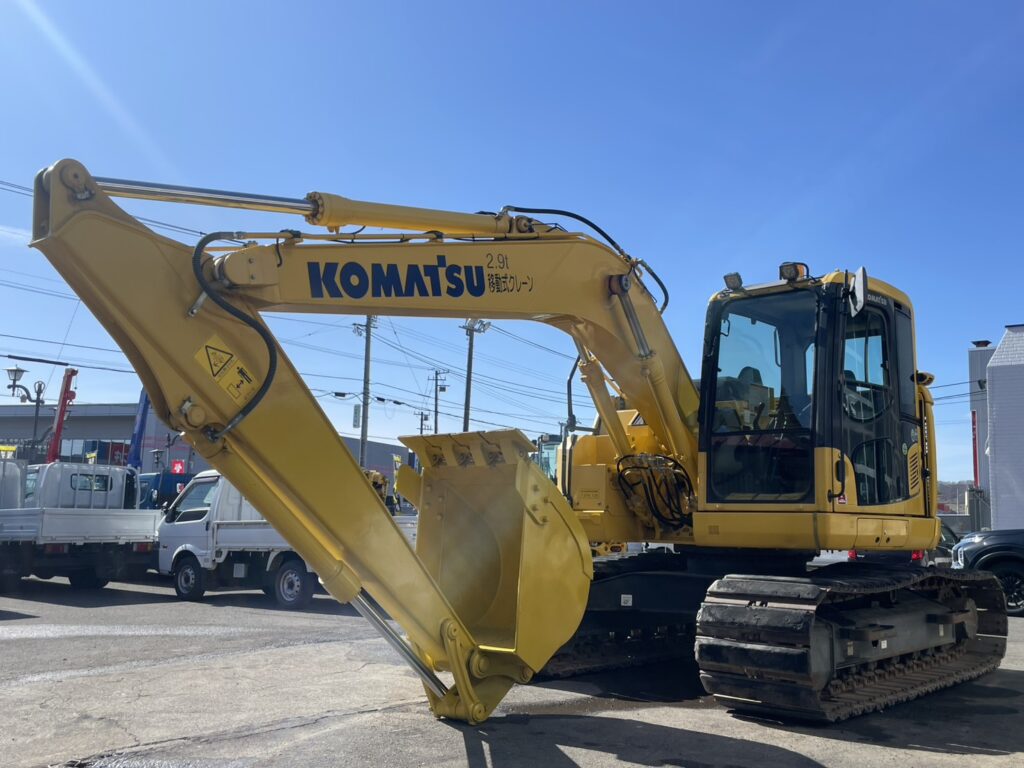 令和1年式　コマツPC138US　クレーン仕様　後方超小旋回　エアコン　使用時間3415時間