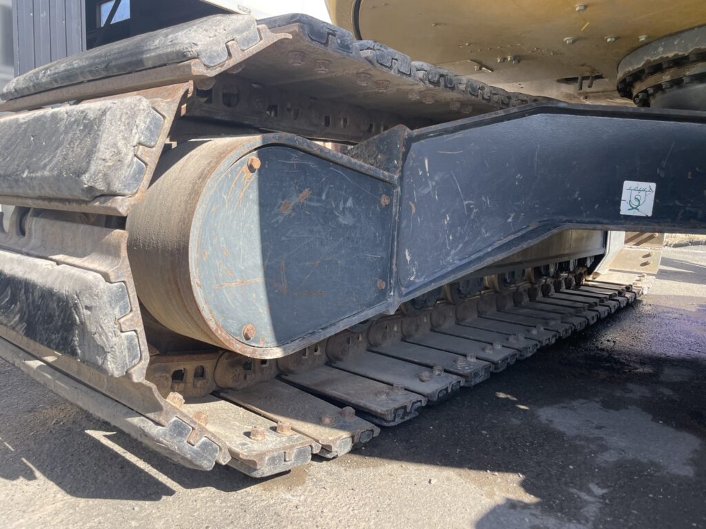 令和1年式　コマツPC138US　クレーン仕様　後方超小旋回　エアコン　使用時間3415時間