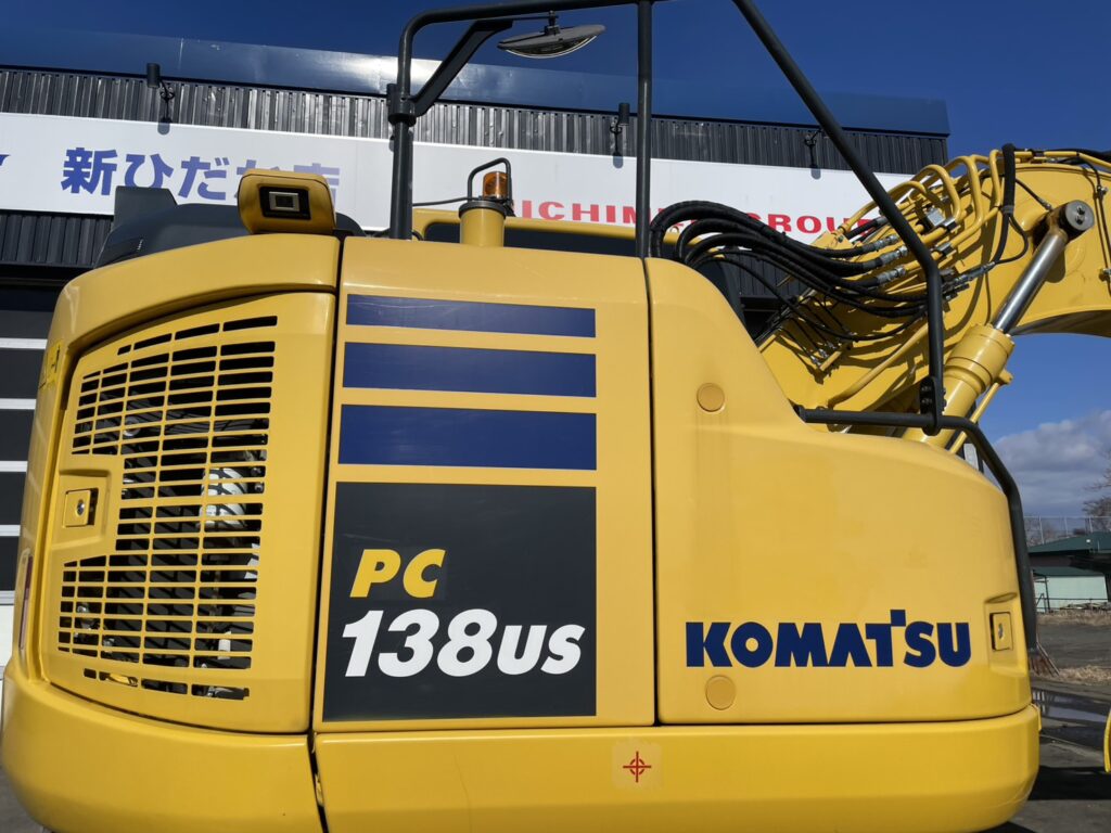 令和1年式　コマツPC138US　クレーン仕様　後方超小旋回　エアコン　使用時間3415時間