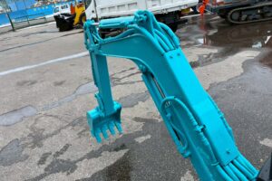 サムネイル: 【北見店】IHI　ミニバックホー　8VX