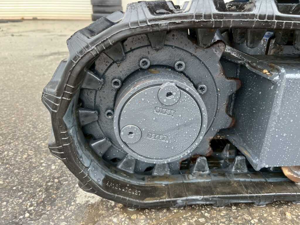 【北見店】IHI　ミニバックホー　8VX