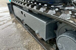 サムネイル: 【北見店】IHI　ミニバックホー　8VX